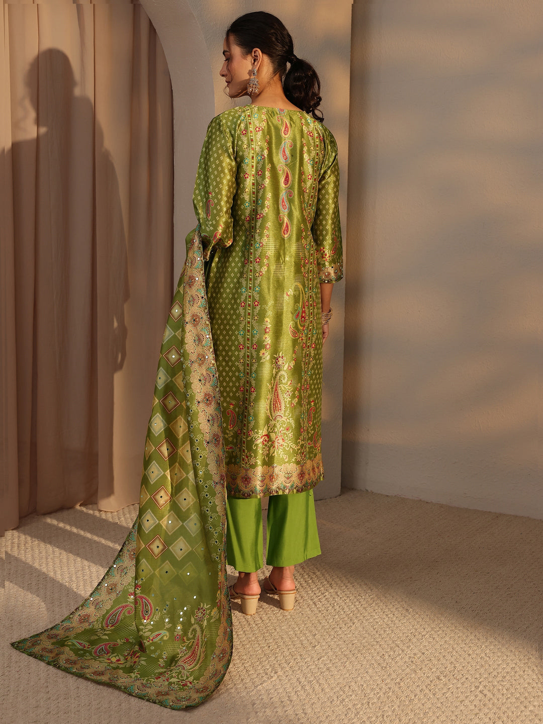 Green Floral Printed Silk Blend Straight Suit Set With Dupatta