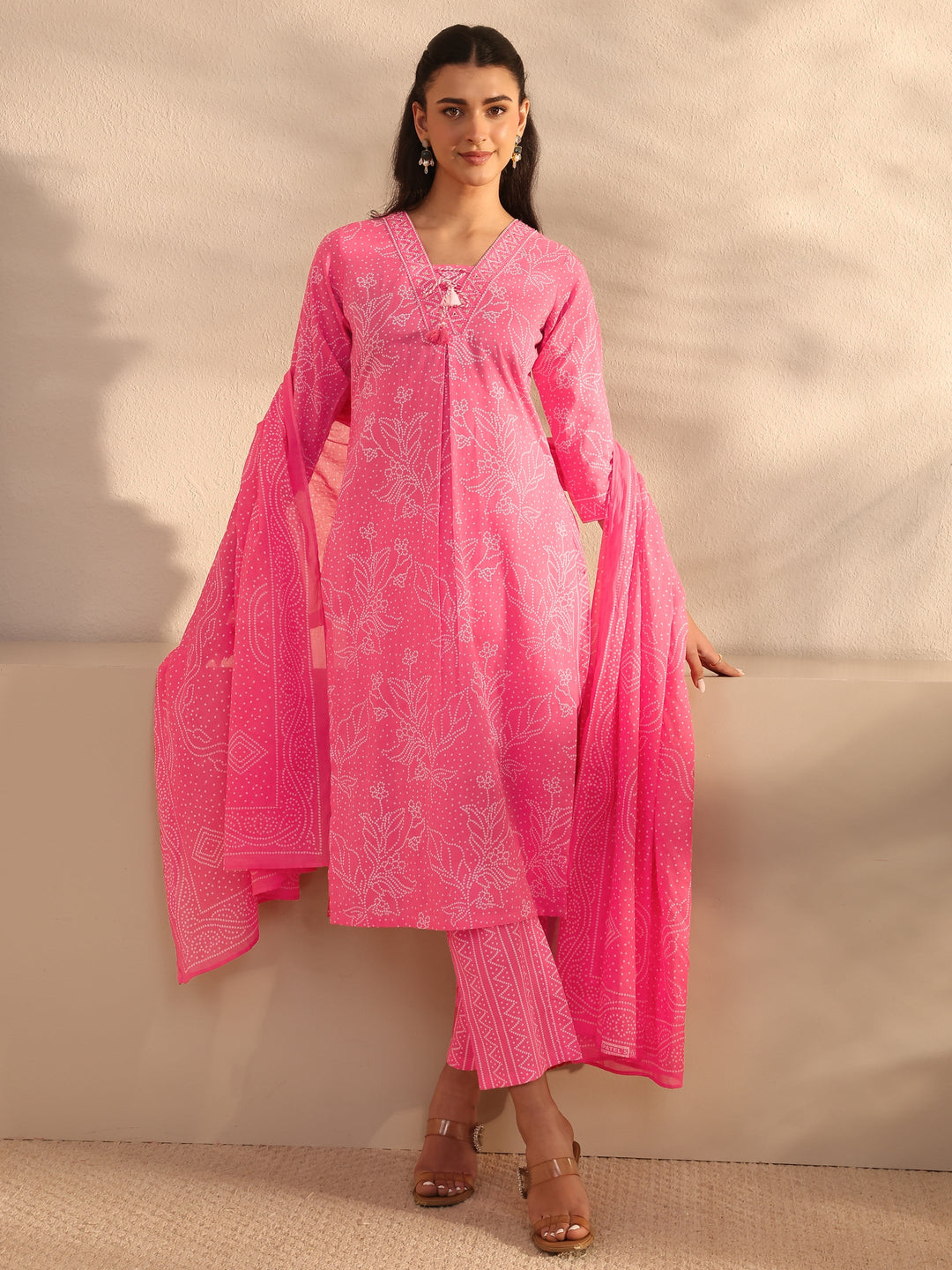Pink Bandhani Printed Cotton Straight Suit Set With Dupatta