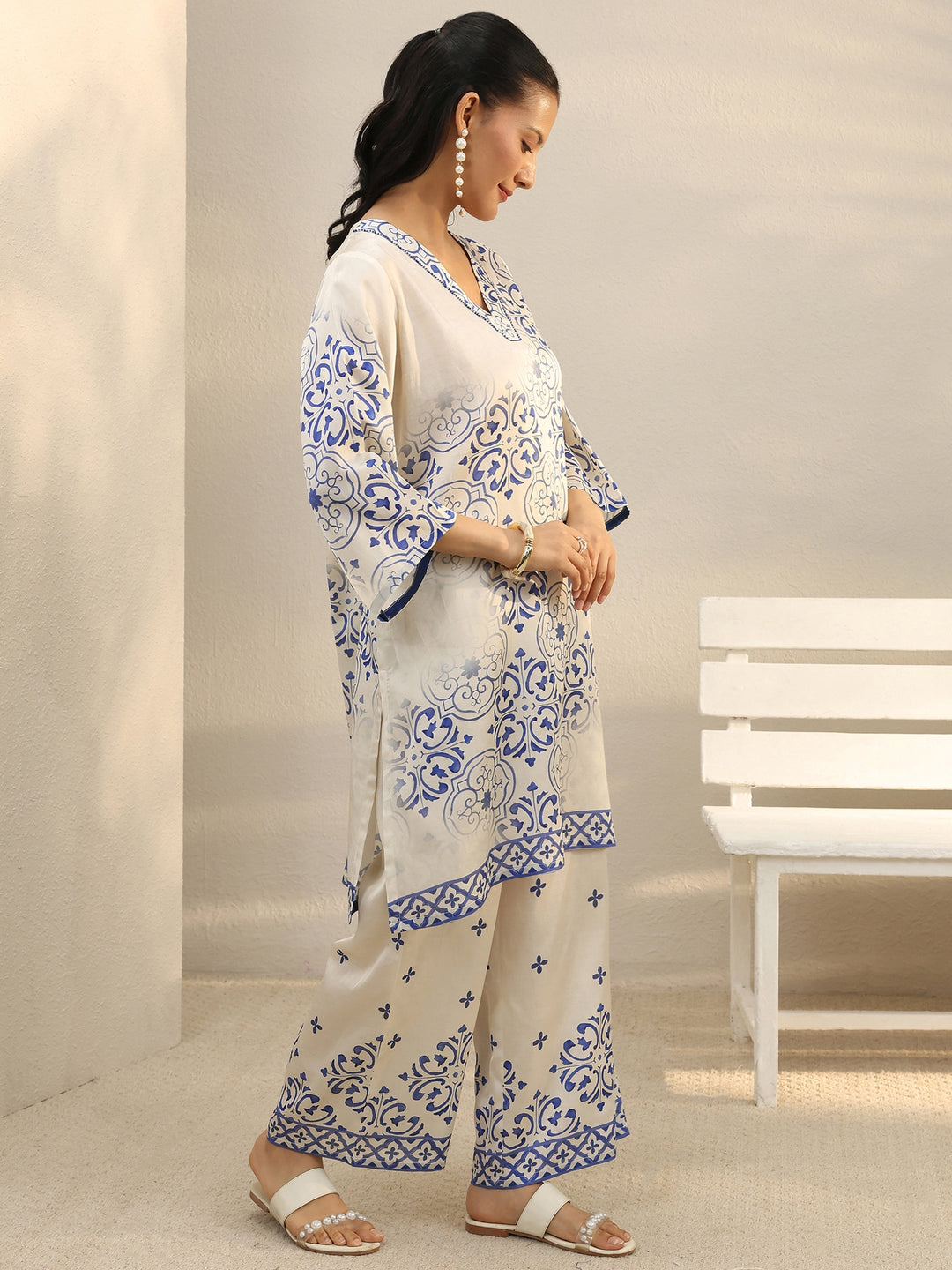 Off White Ethnic Printed Viscose Straight Kurta Set