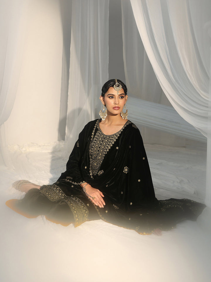 Libas Black Embellished Velvet Straight Suit Set