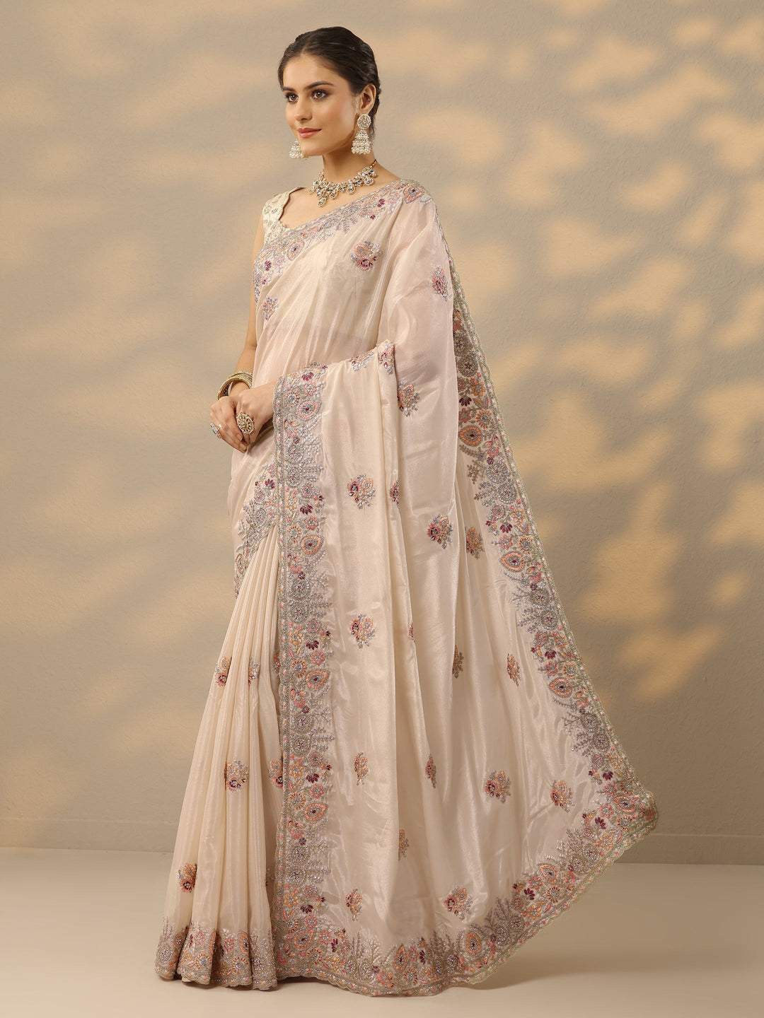 Cream Embroidered Crepe Saree With Unstitched Blouse Piece