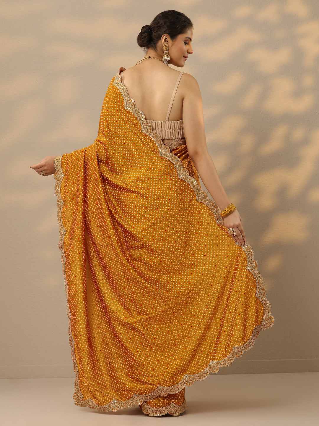Mustard Bandhani  Printed Silk Blend Saree With Unstitched Blouse Piece