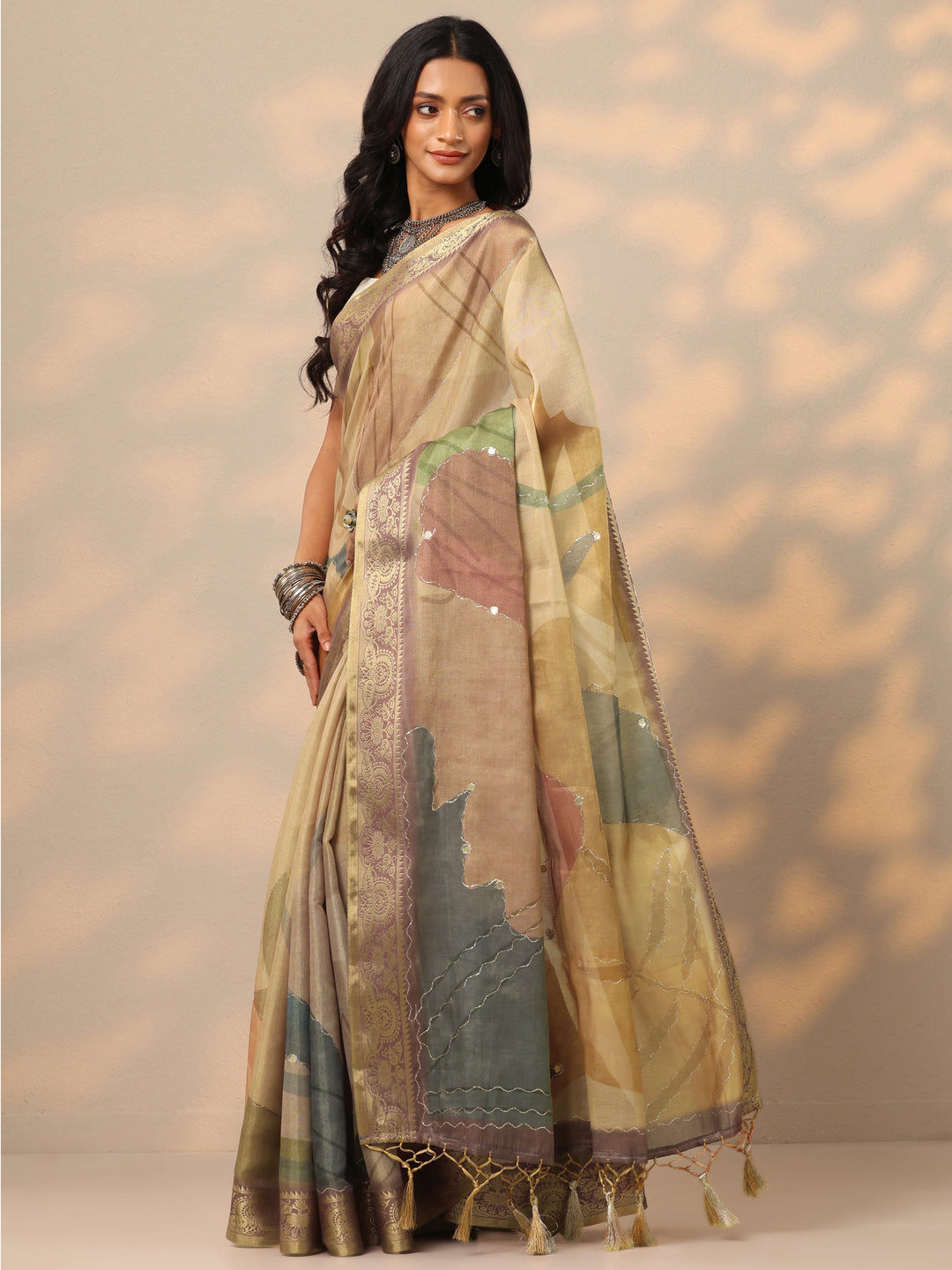 Tan Printed Silk blend Saree With Unstitched Blouse Piece
