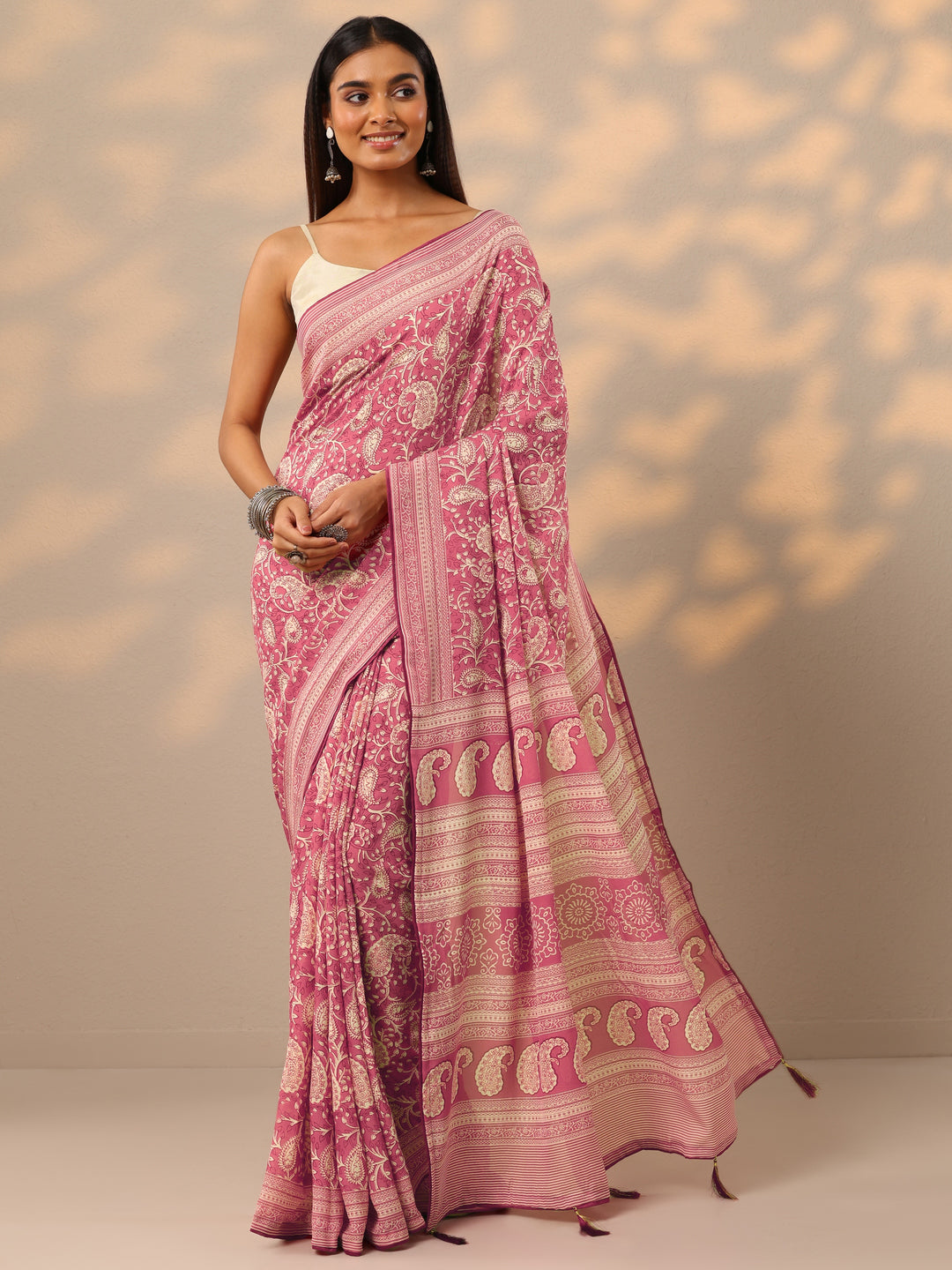 Peach Printed Georgette Saree With Unstitched Blouse Piece