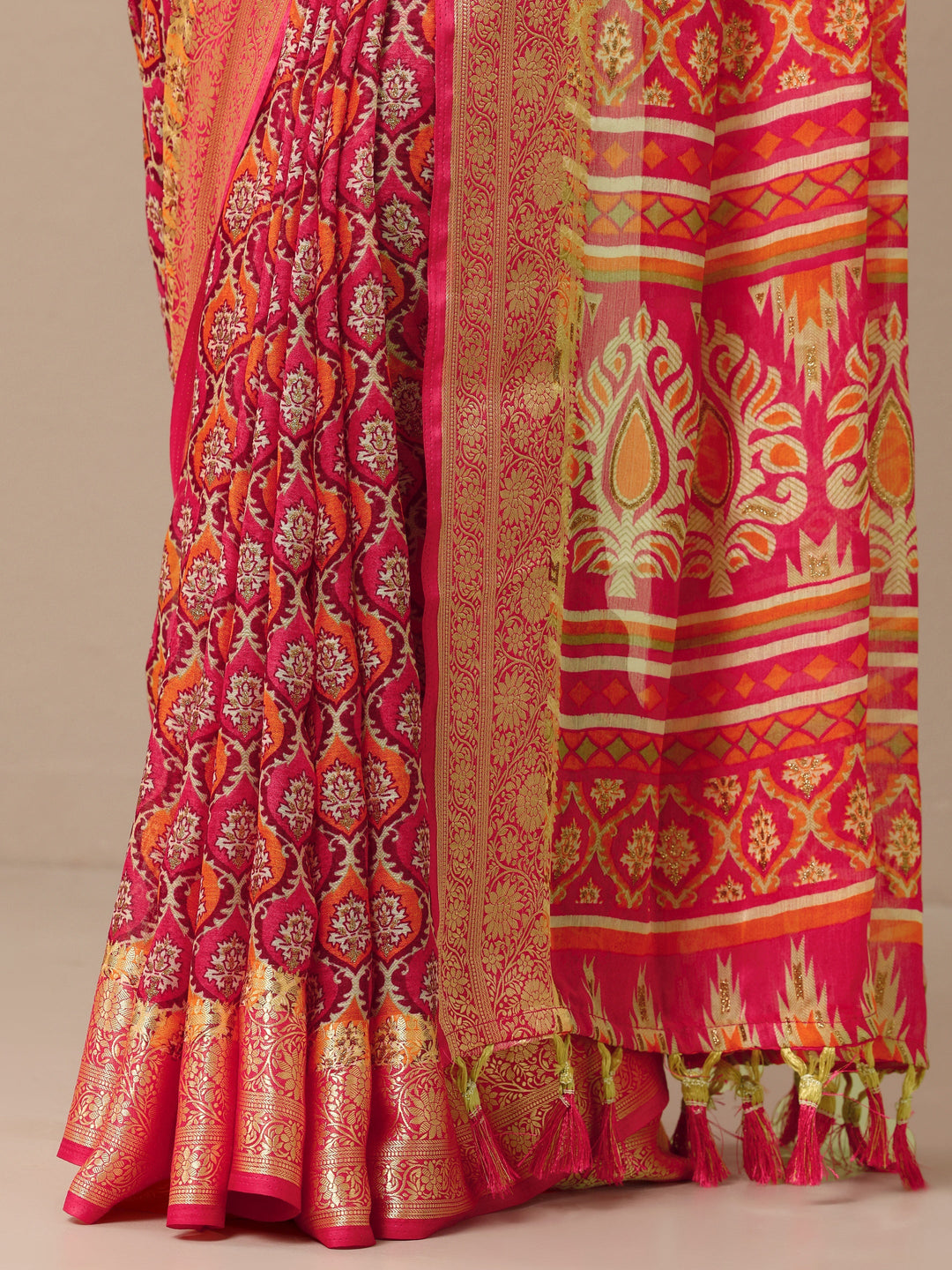 Magenta Printed Banarasi Georgette Saree With Unstitched Blouse Piece