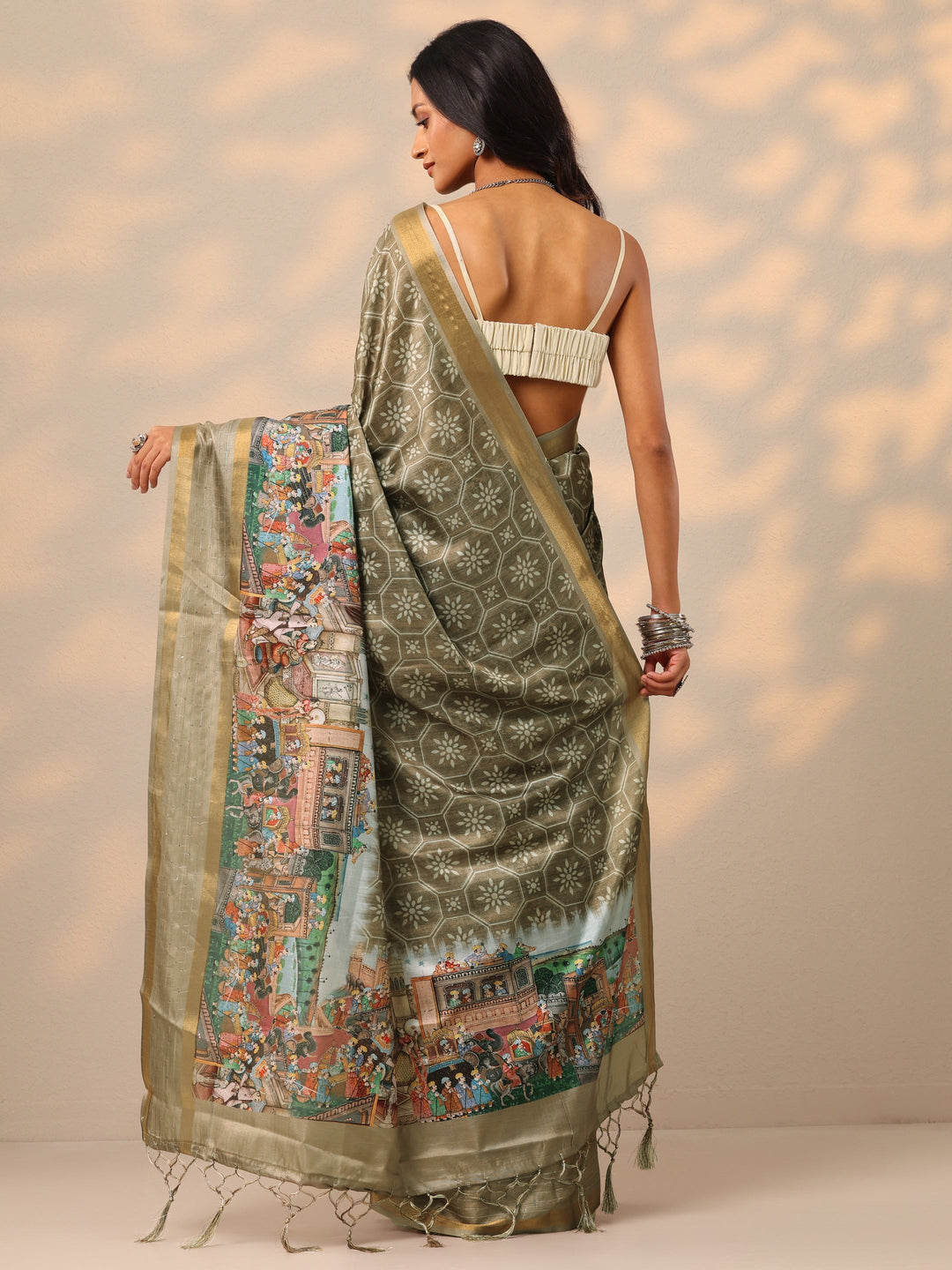 Beige  Printed Silk blend Saree With Unstitched Blouse Piece