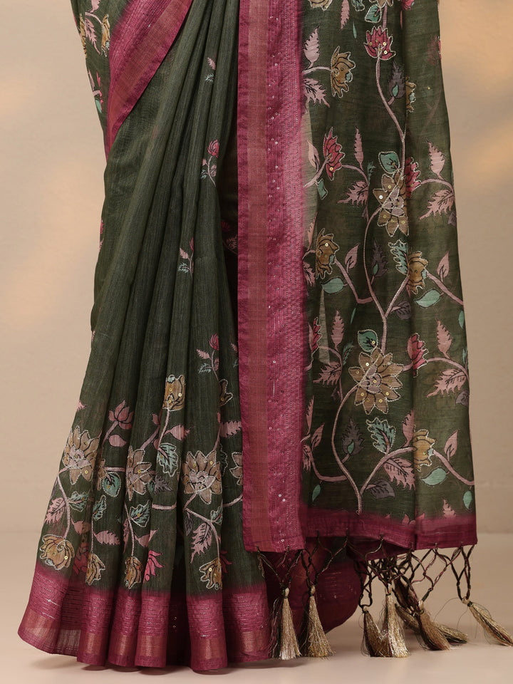 Green Printed cotton blend Saree With Unstitched Blouse Piece