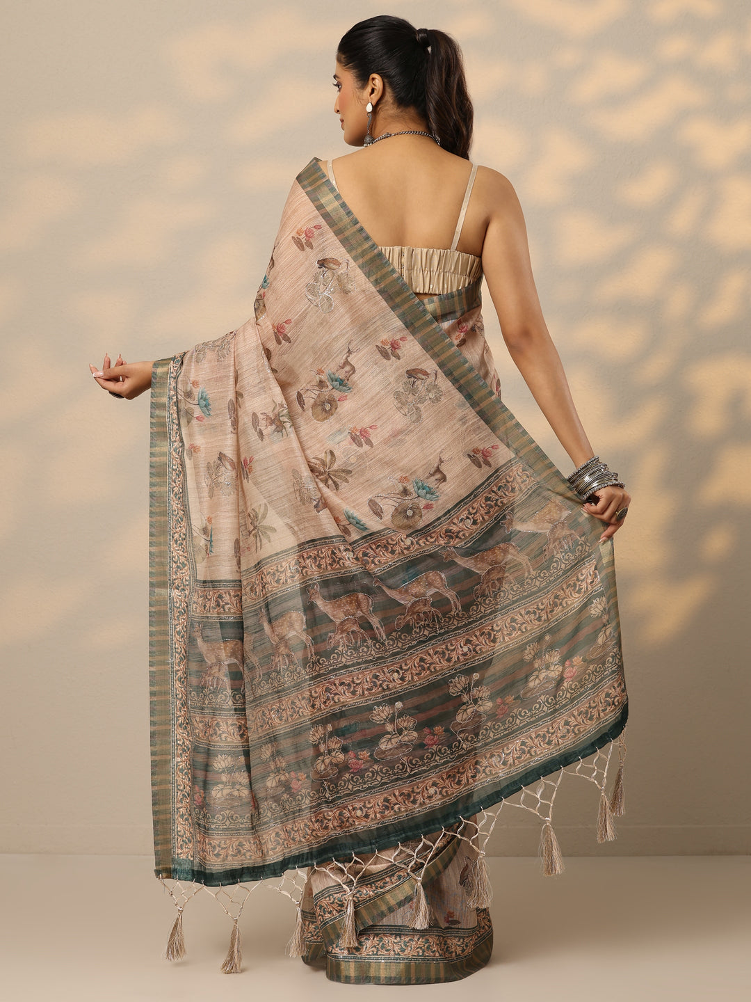 Tan Printed Cotton Blend Saree With Unstitched Blouse Piece