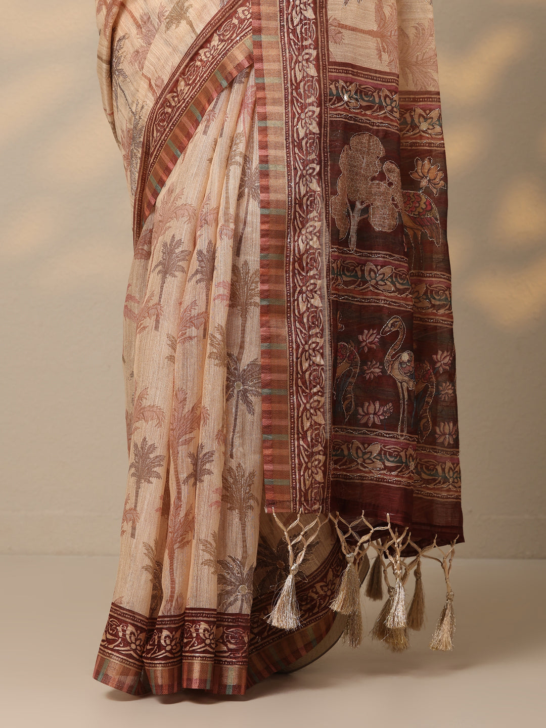 Tan Printed Cotton Blend Saree With Unstitched Blouse Piece