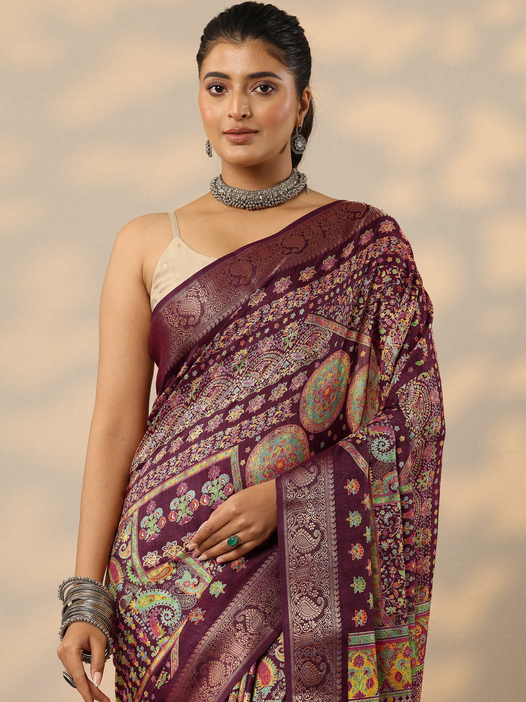 Burgundy Printed Silk Blend Saree With Unstitched Blouse Piece