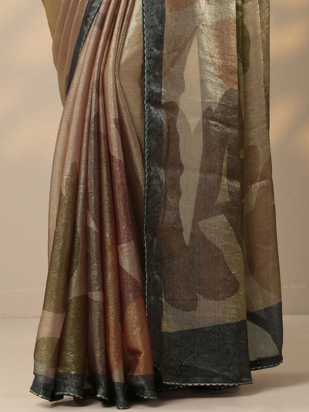 Tan Embellished Organza Saree With Unstitched Blouse Piece