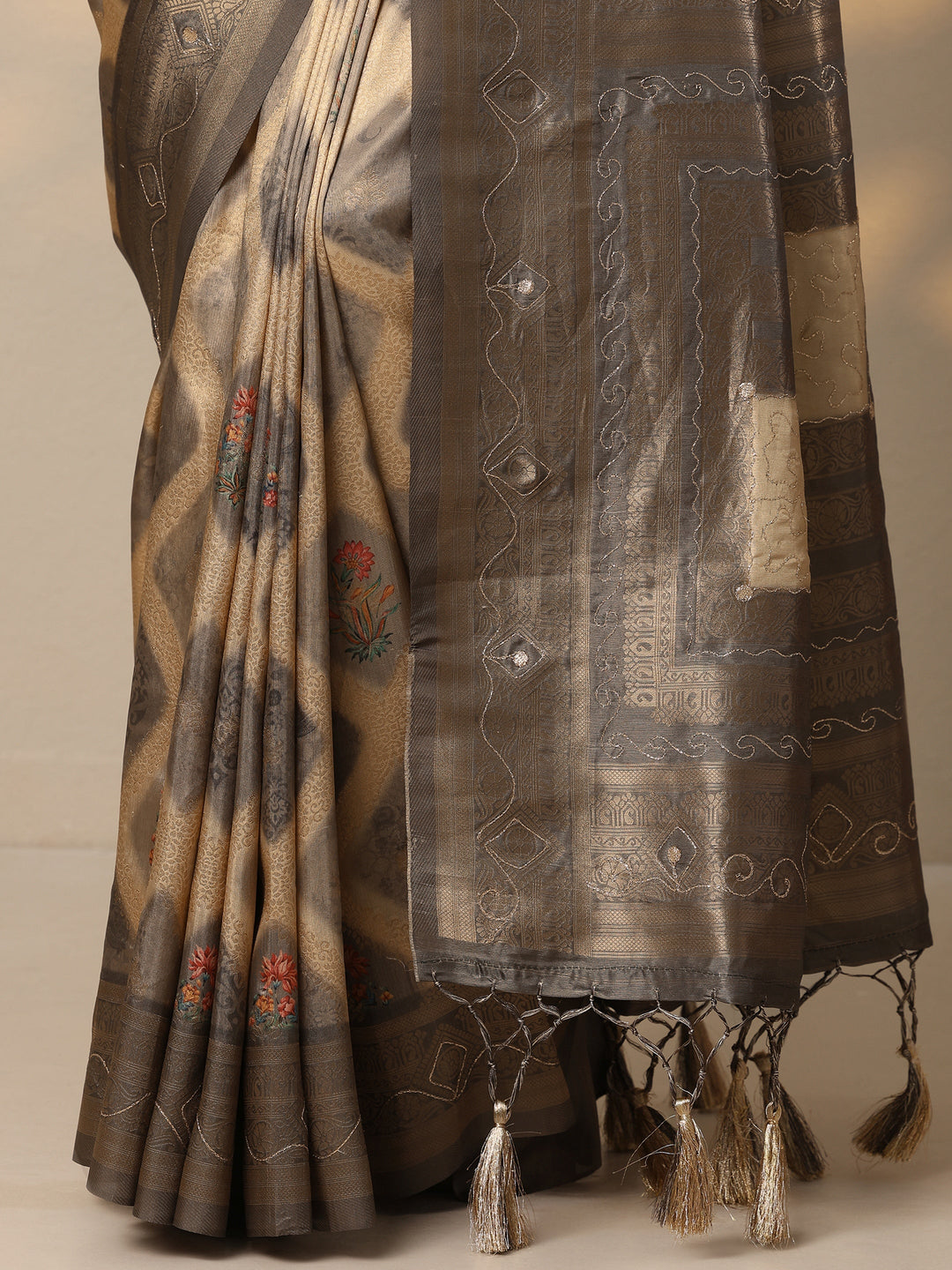 Grey Woven Design Banarasi Silk Blend Saree With Unstitched Blouse Piece
