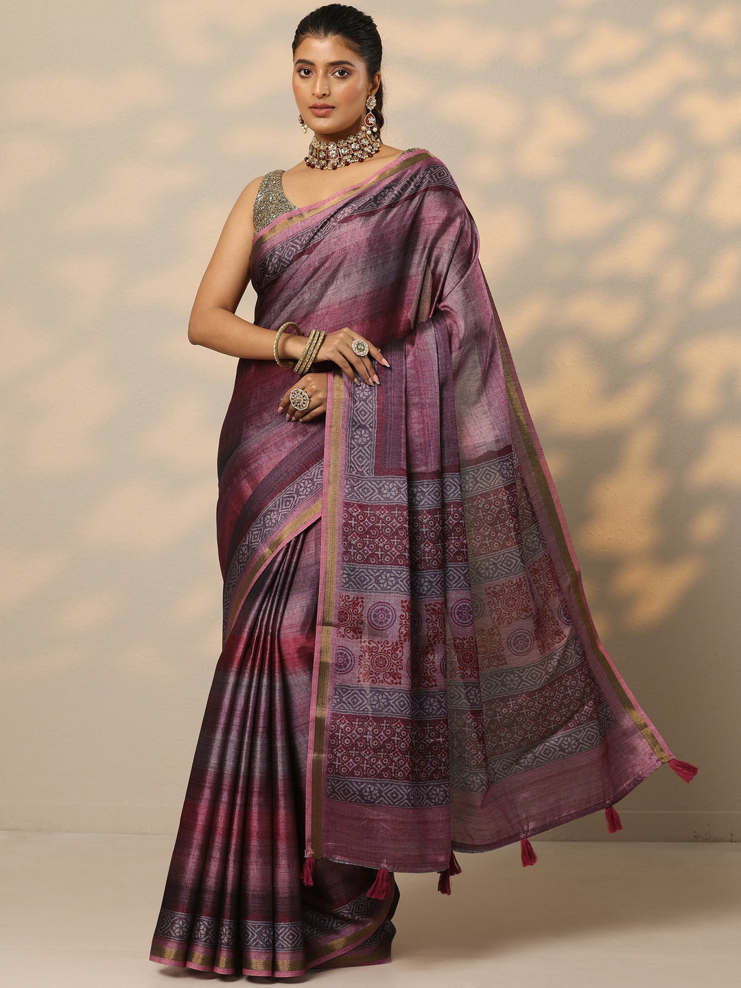 Mauve Printed Silk Blend Saree With Unstitched Blouse Piece