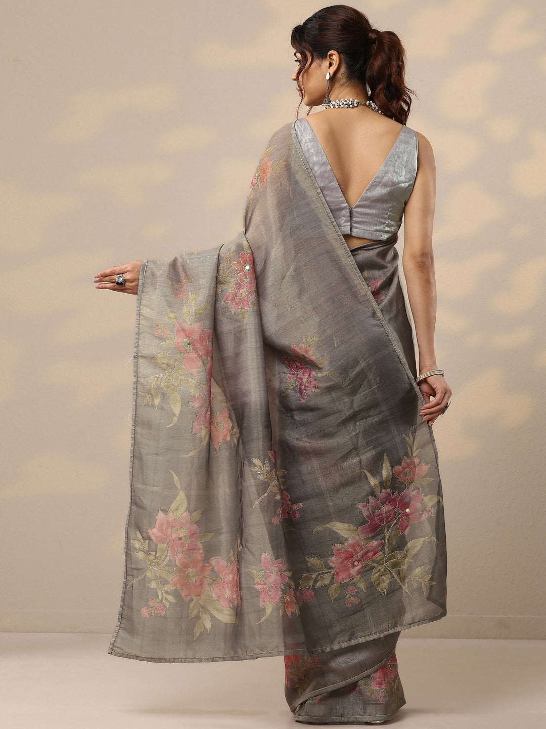Grey Printed Silk Blend Sarees With Unstitched Blouse Piece