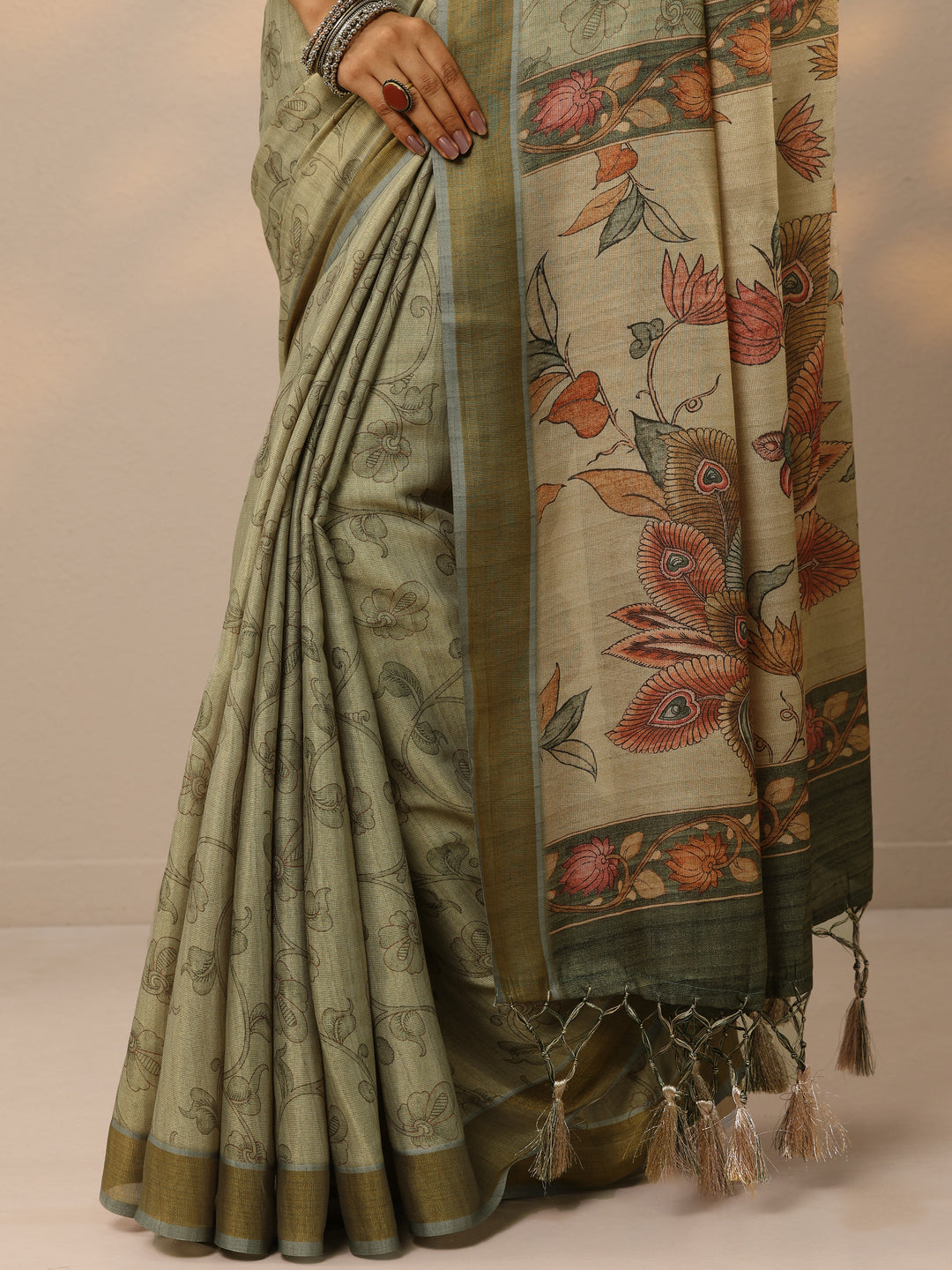 Green Printed Silk lend Saree With Unstitched Blouse Piece