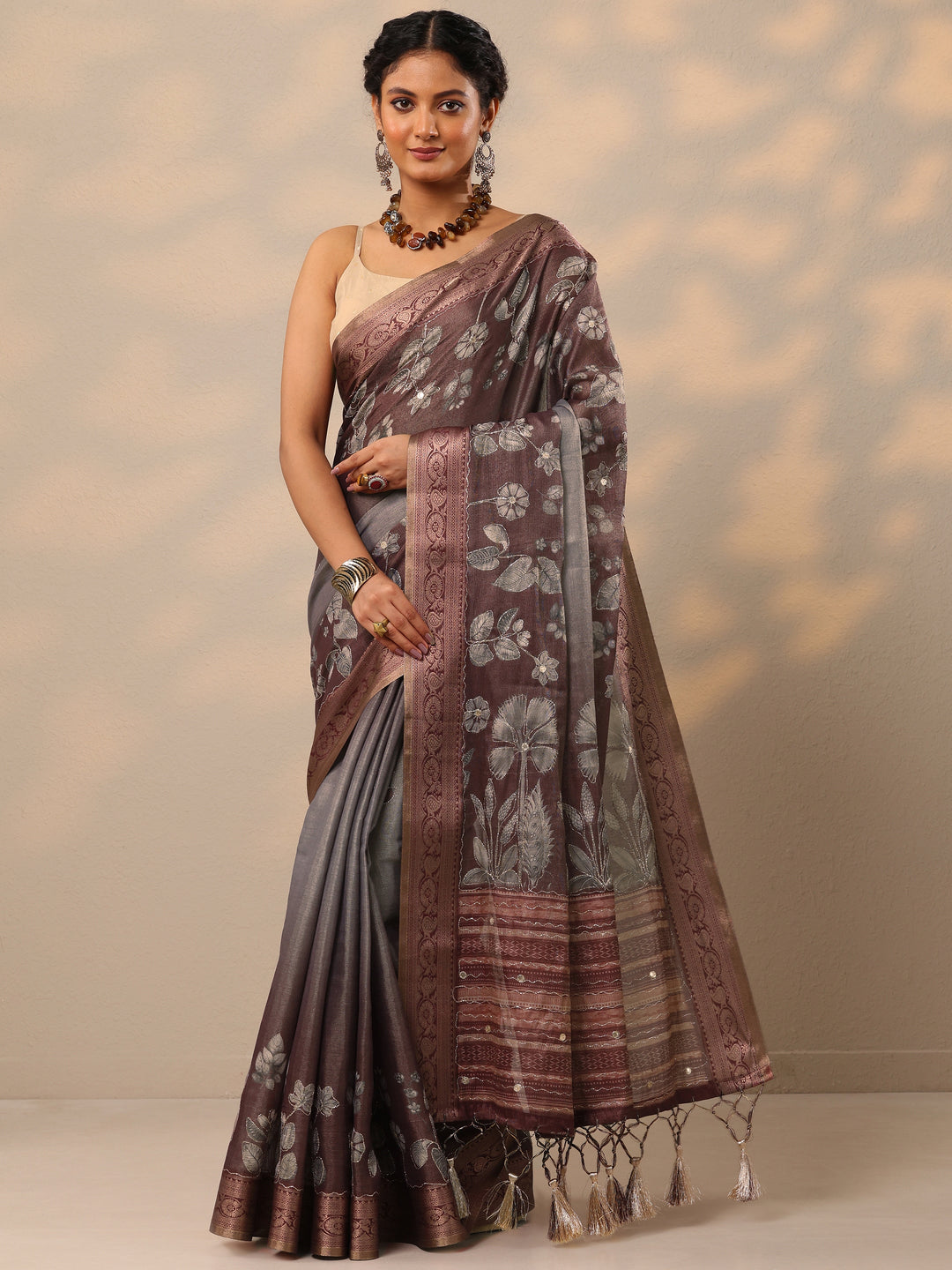 Purple Printed Silk blend Saree With Unstitched Blouse Piece