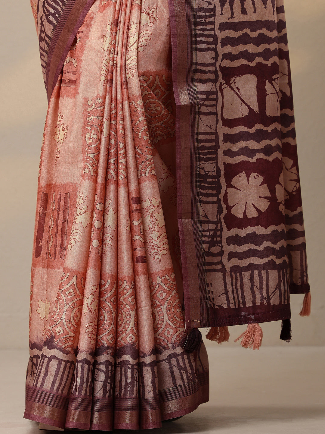 Peach Printed Silk Blend Sarees With Unstitched Blouse Piece