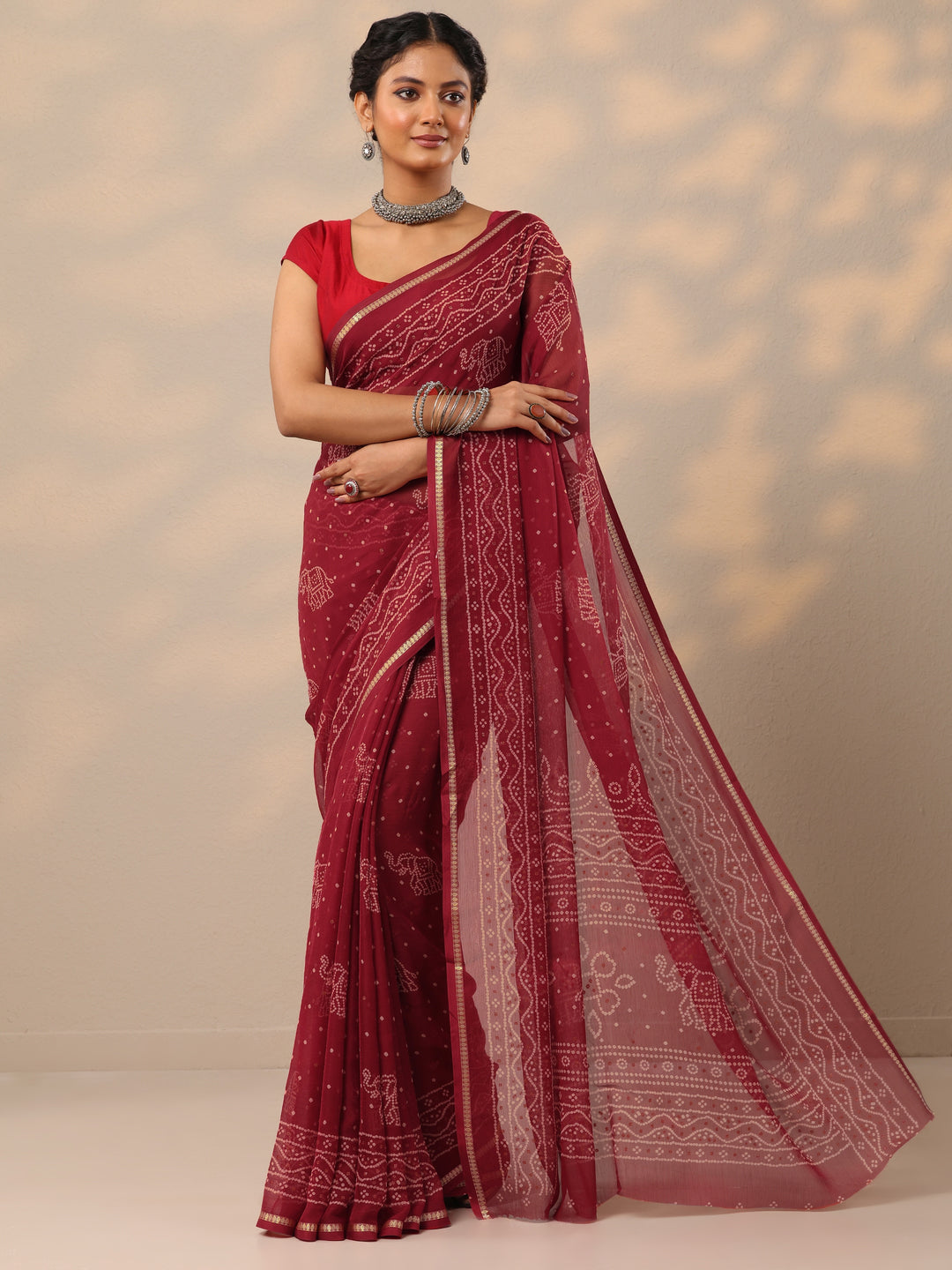 Maroon Bandhani Printed Chiffon Saree With Unstitched Blouse Piece