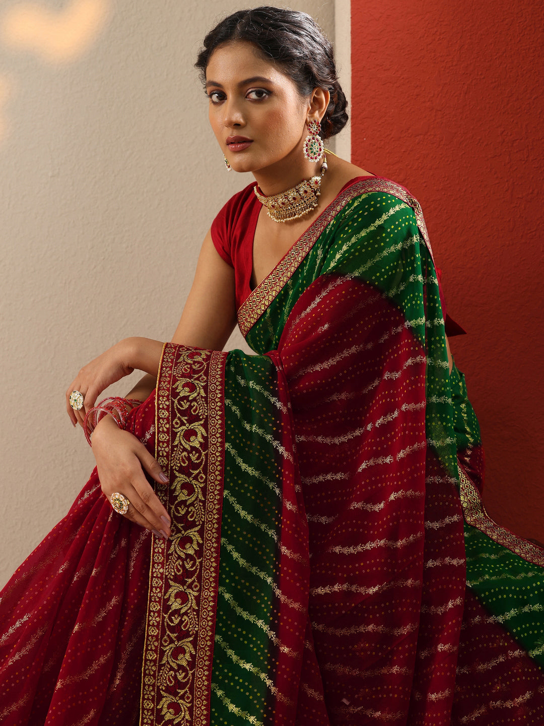 Red Bandhani Printed Georgette Saree With Unstitched Blouse Piece