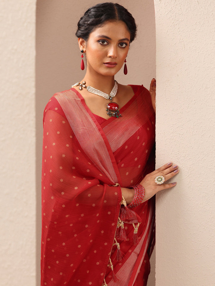 Red Printed Chiffon Saree With Unstitched Blouse Piece