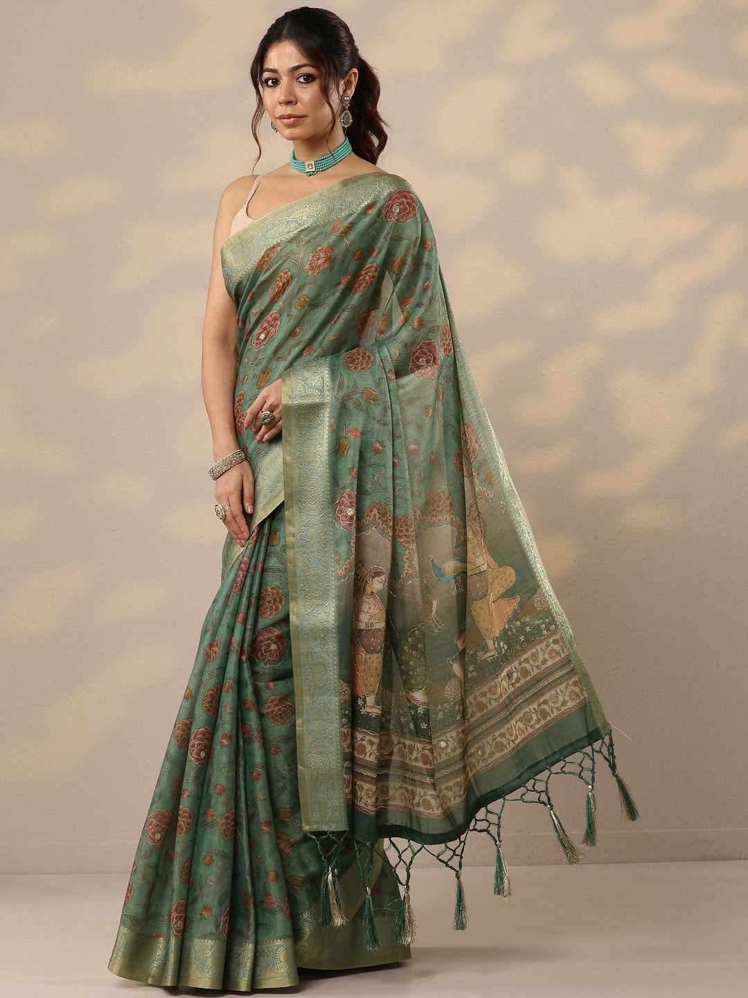 Green Printed Cotton Blend Sarees With Unstitched Blouse Piece
