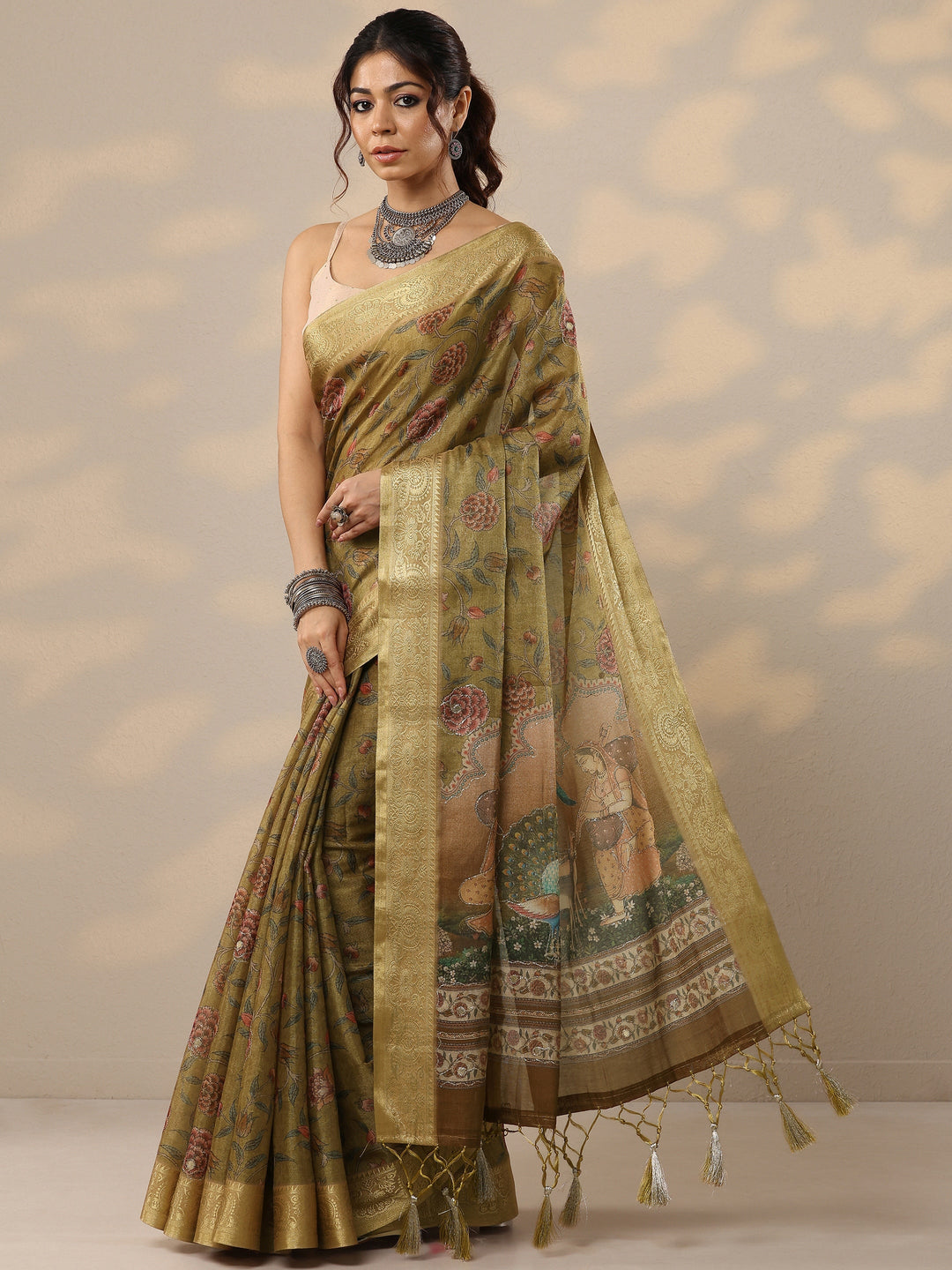 Green Printed Cotton Blend Sarees With Unstitched Blouse Piece