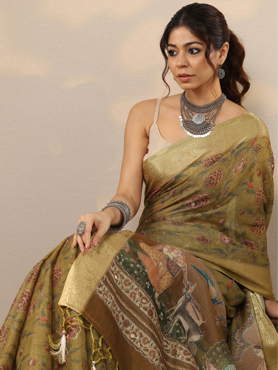 Green Printed Cotton Blend Sarees With Unstitched Blouse Piece