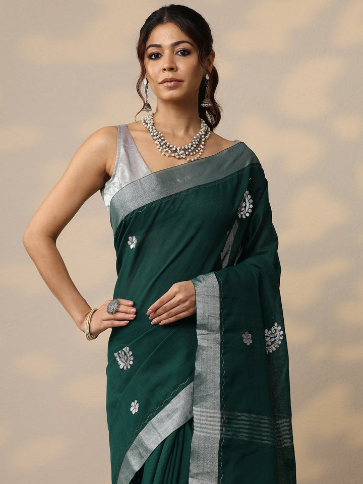 Green Embroidered Cotton Blend Sarees With Unstitched Blouse Piece