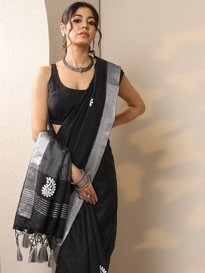 Black Embroidered Cotton Blend Sarees With Unstitched Blouse Piece