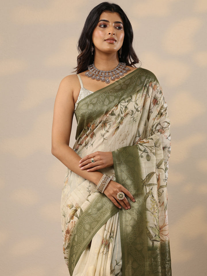 Green Printed Cotton Blend Sarees With Unstitched Blouse Piece