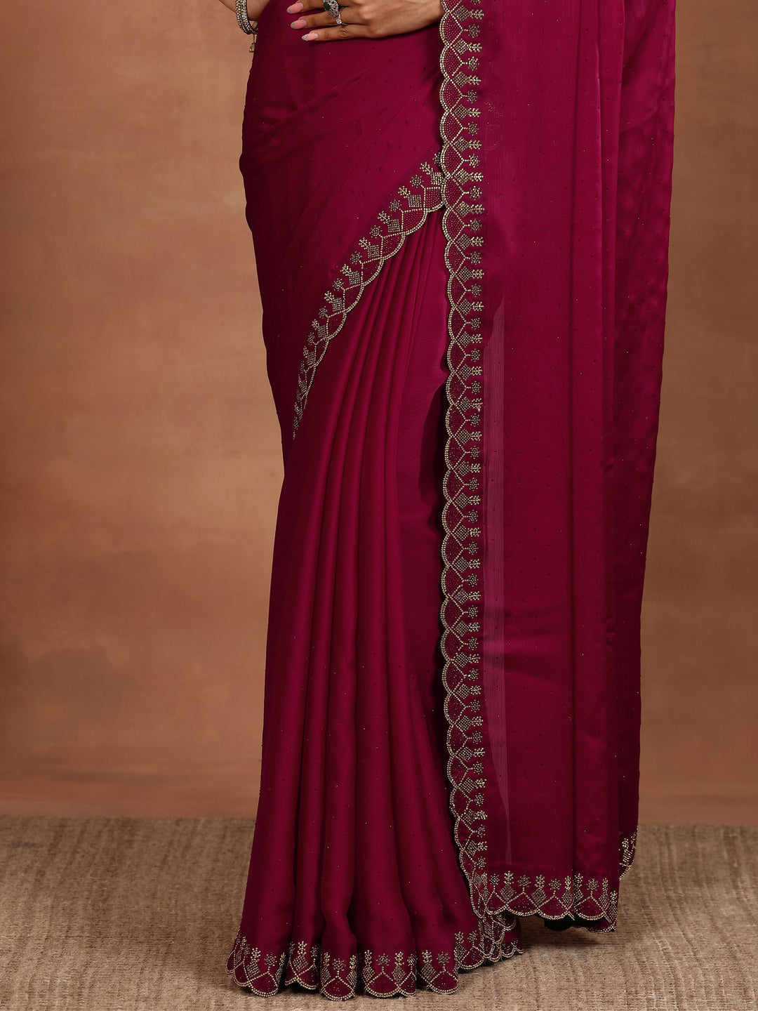 Red Embellished Silk Blend Sarees With Unstitched Blouse Piece