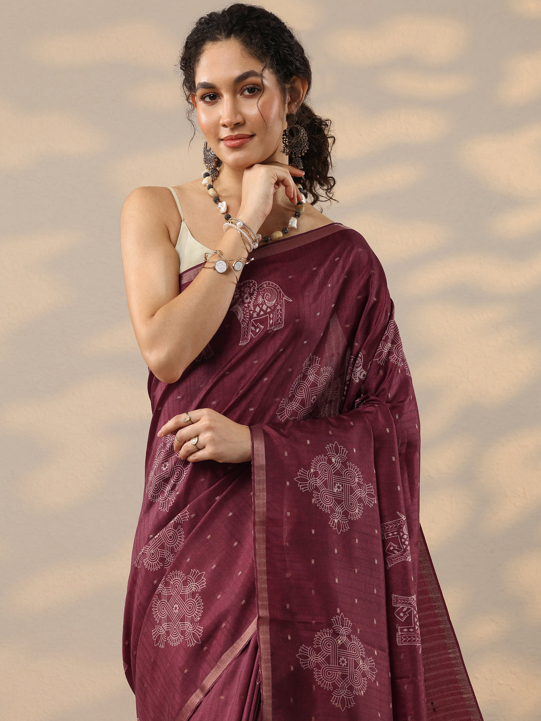 Red Printed Silk Blend Sarees With Unstitched Blouse Piece