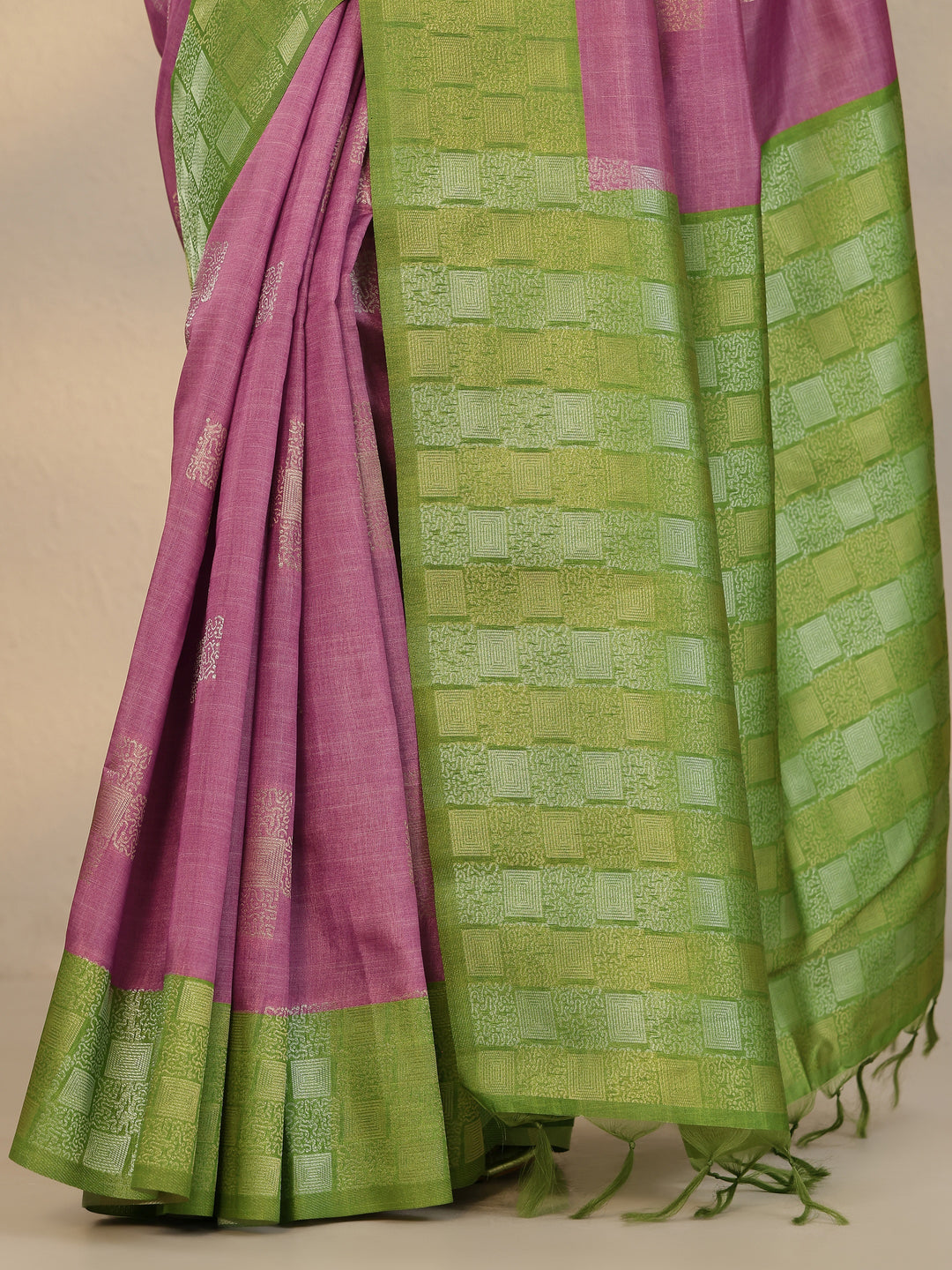 Pink Woven Design Silk Blend Saree With Unstitched Blouse Piece