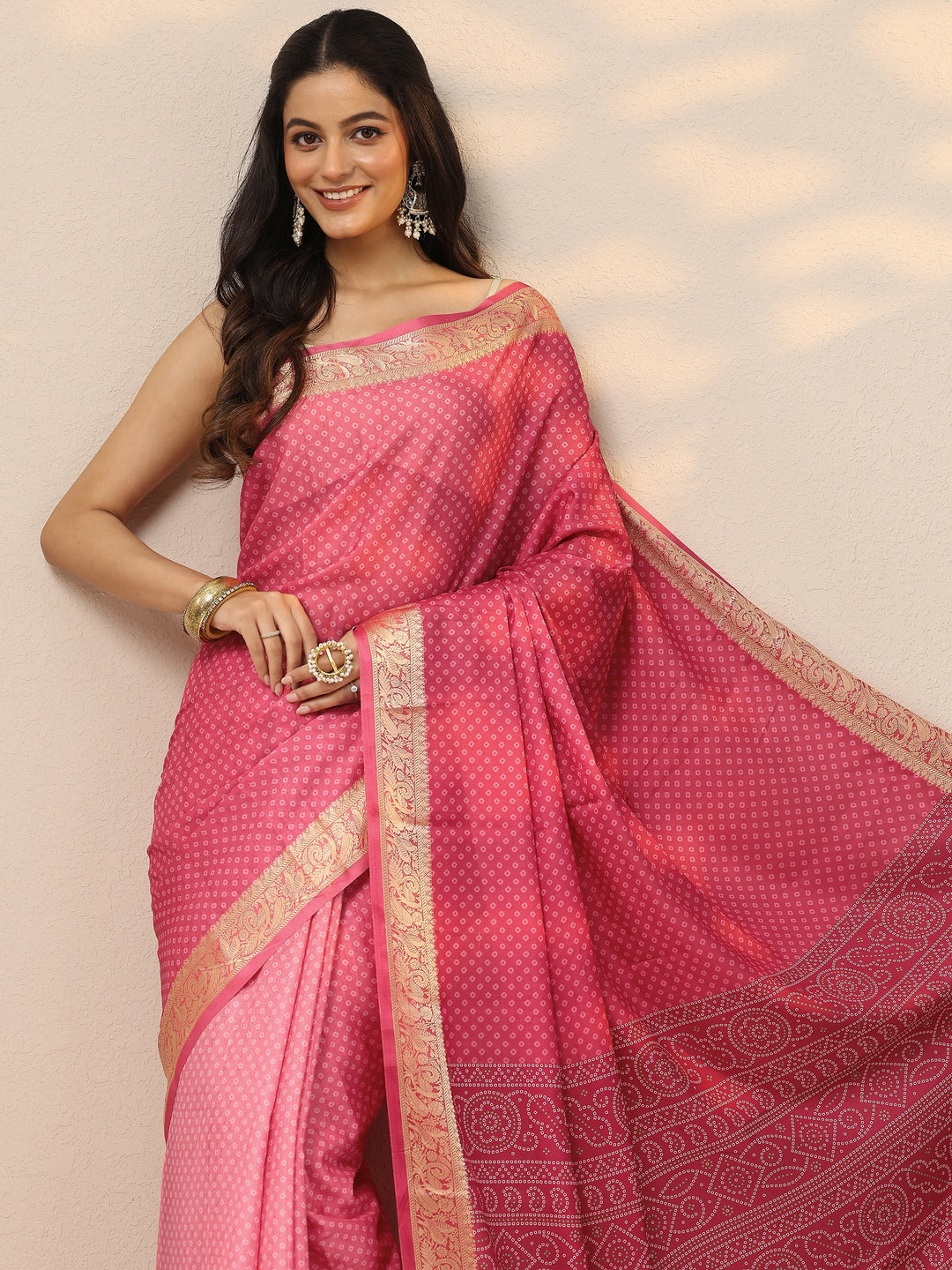 Pink Bandhani Printed Silk Blend Saree With Unstitched Blouse Piece