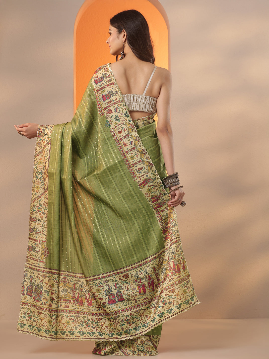 Green Woven Design Silk Blend Saree With Unstitched Blouse Piece
