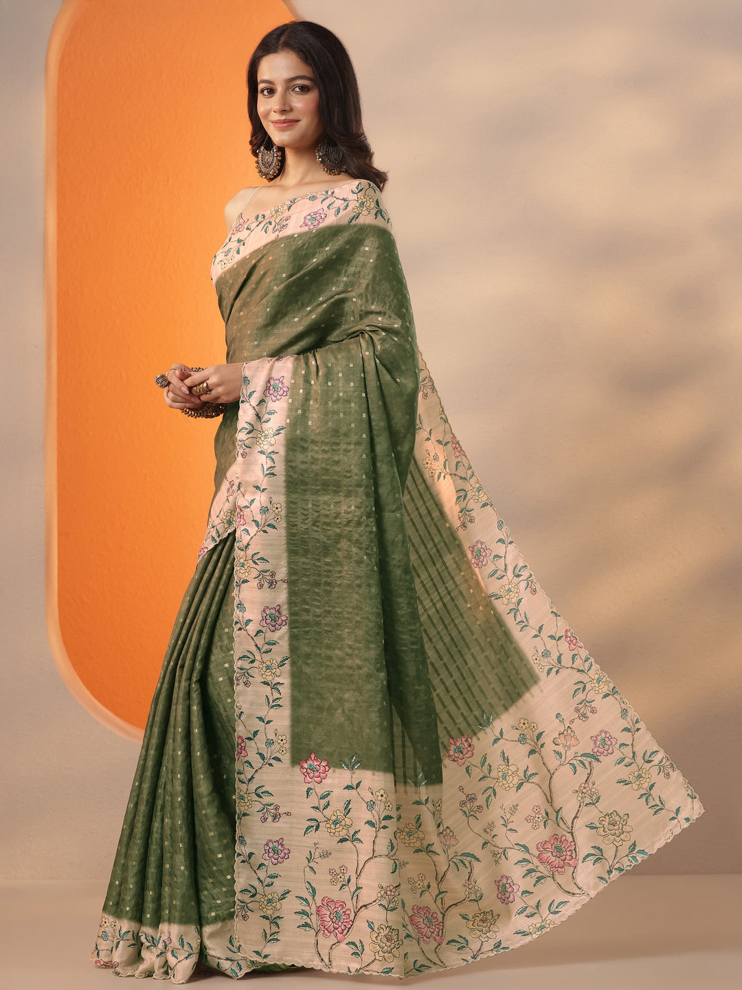 Green Woven Design Silk Blend Saree With Unstitched Blouse Piece