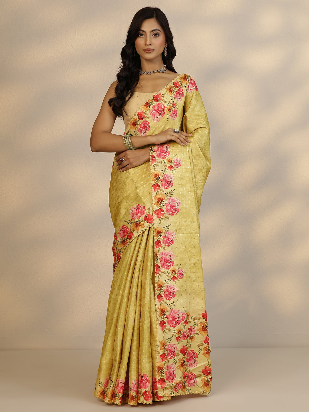 Green Woven Design Silk Blend Saree With Unstitched Blouse Piece