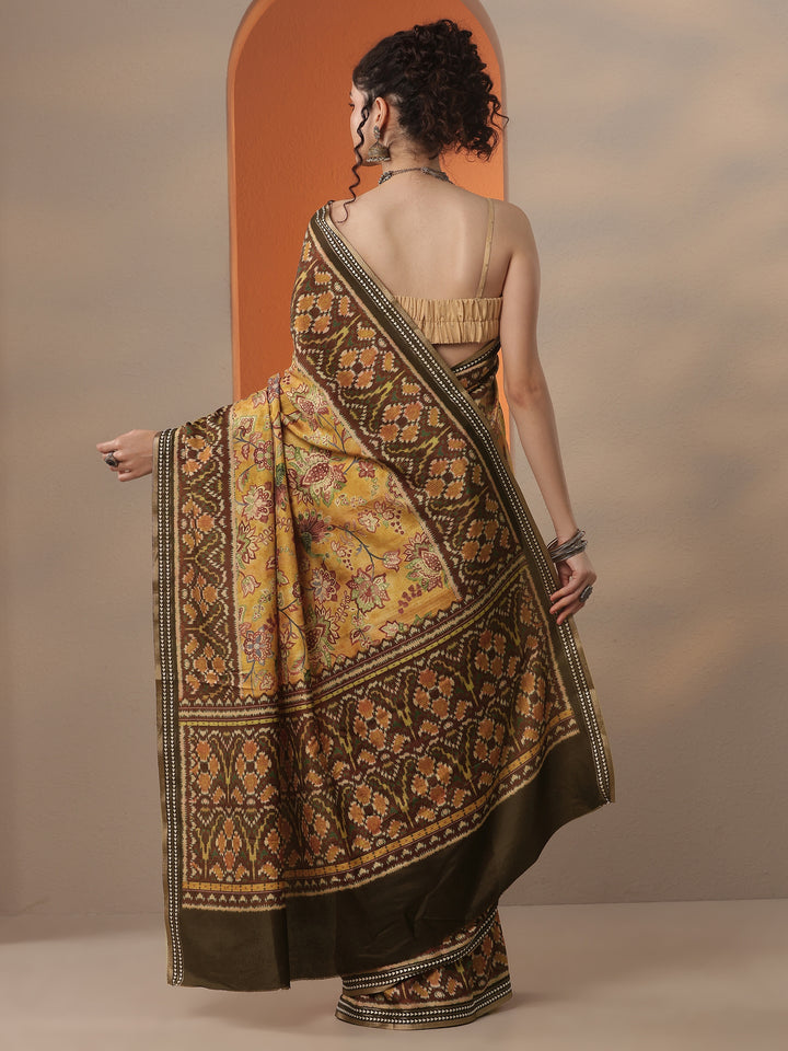 Mustard Printed Silk Blend Saree With Unstitched Blouse Piece