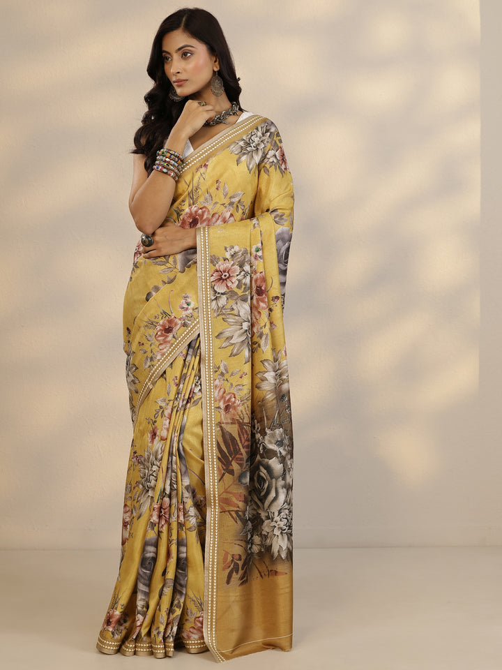 Mustard Printed Silk Blend Saree With Unstitched Blouse Piece