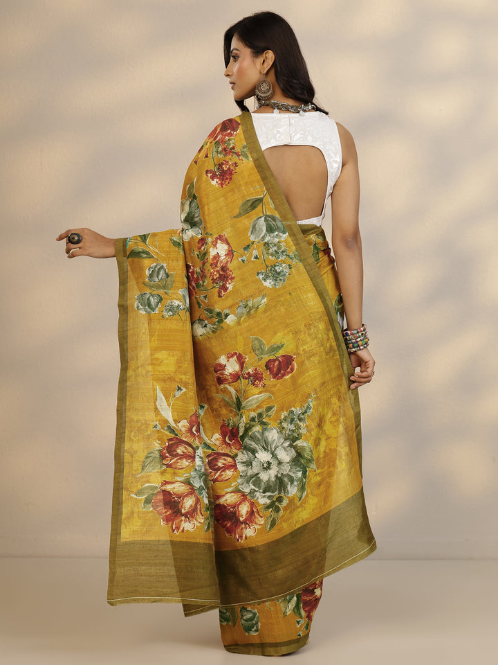 Mustard Printed Silk Blend Saree With Unstitched Blouse Piece