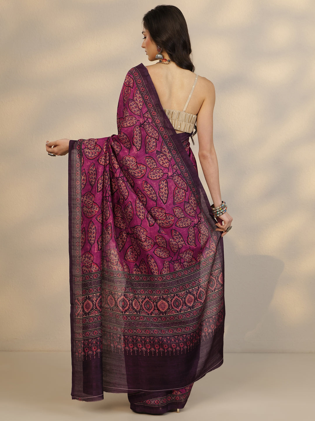 Burgundy Printed Silk Blend Saree With Unstitched Blouse Piece