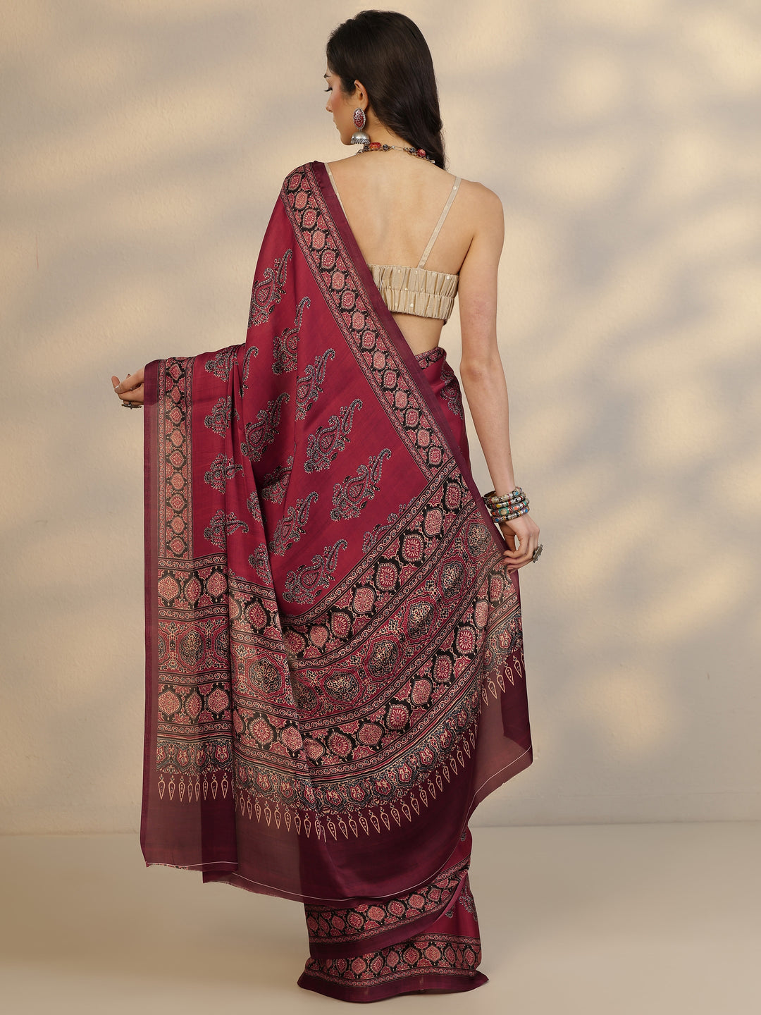 Red Printed Satin Saree With Unstitched Blouse Piece