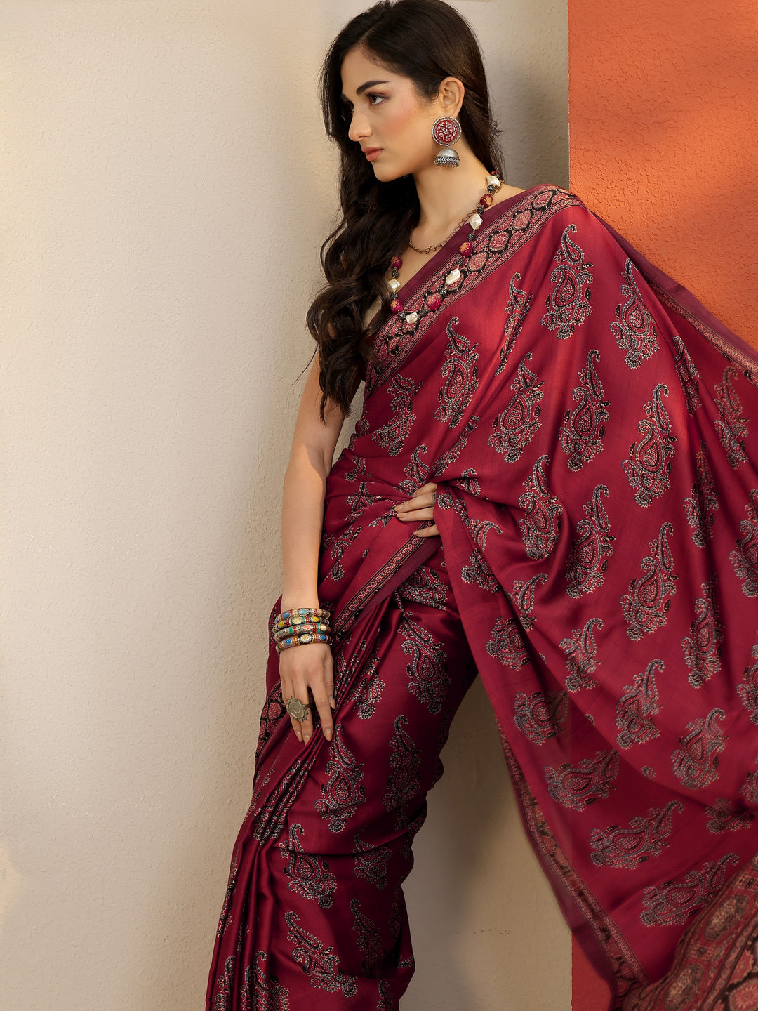 Red Printed Satin Saree With Unstitched Blouse Piece
