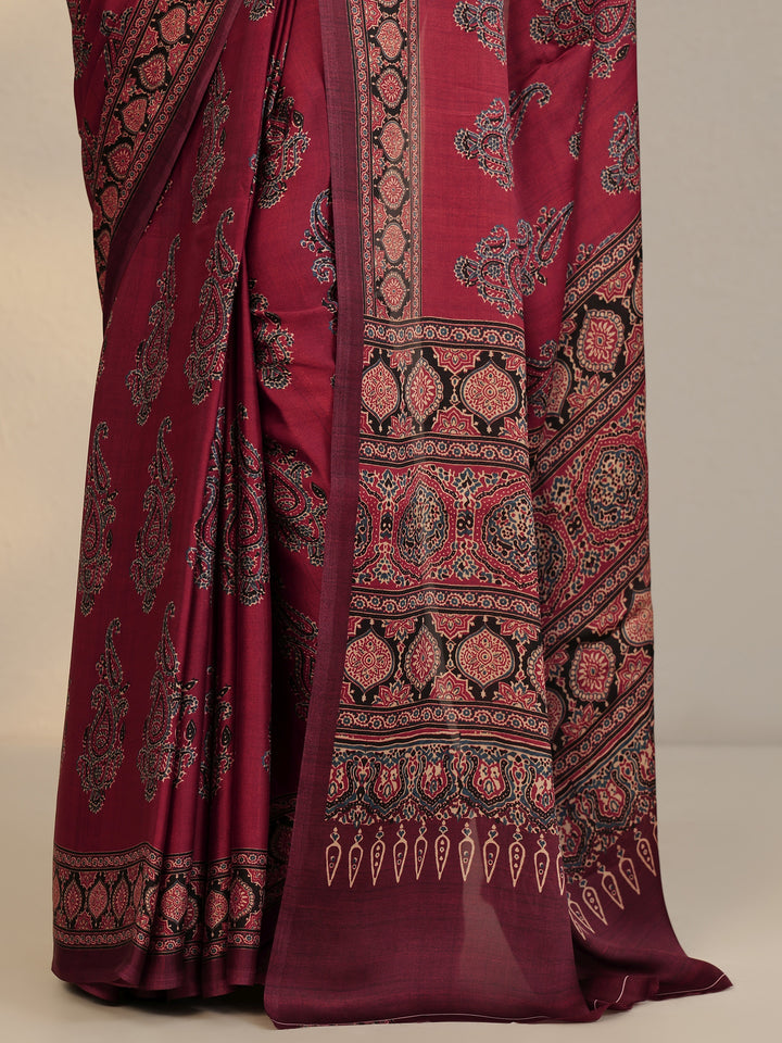 Red Printed Satin Saree With Unstitched Blouse Piece