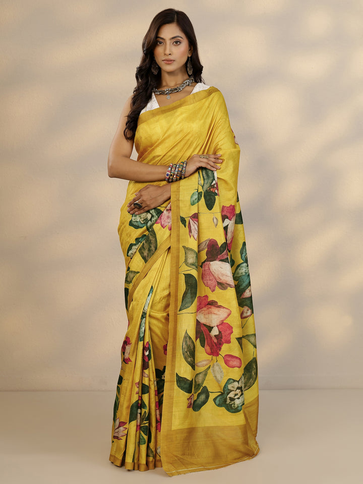 Mustard Printed Silk Blend Saree With Unstitched Blouse Piece