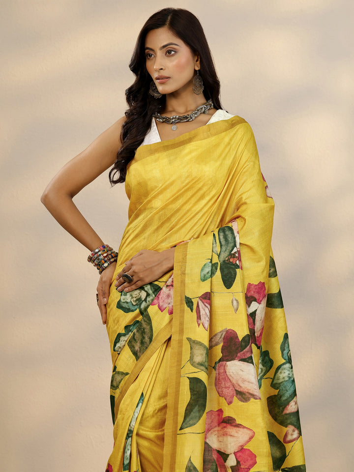 Mustard Printed Silk Blend Saree With Unstitched Blouse Piece