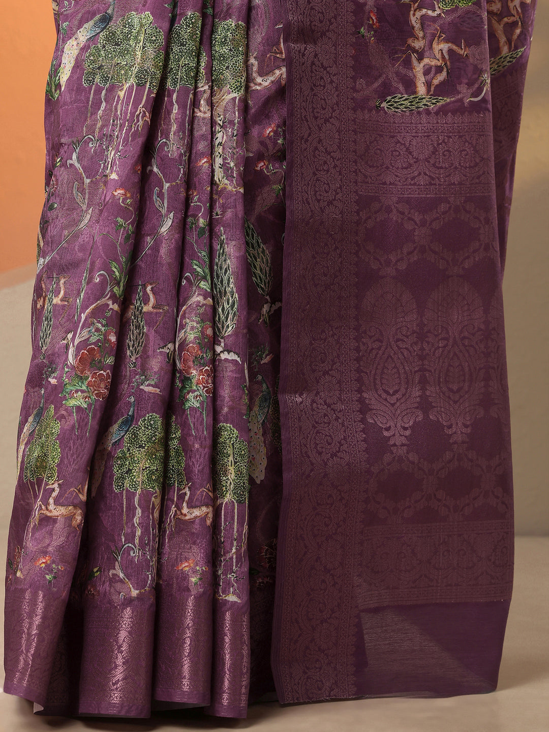 Purple Printed Silk Blend Saree With Unstitched Blouse Piece