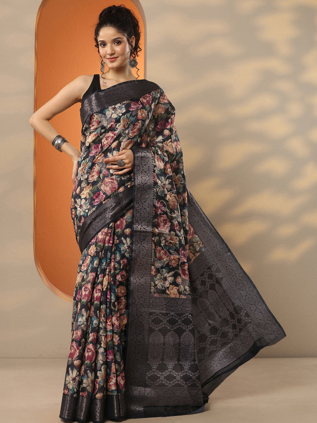 Black Printed Silk Blend Saree With Unstitched Blouse Piece