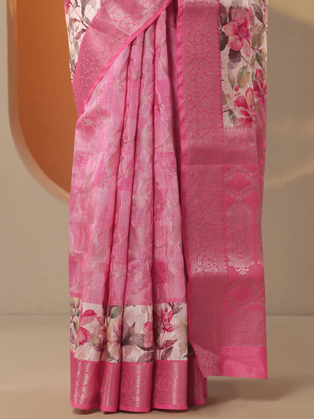 Pink Printed Silk Blend Saree With Unstitched Blouse Piece
