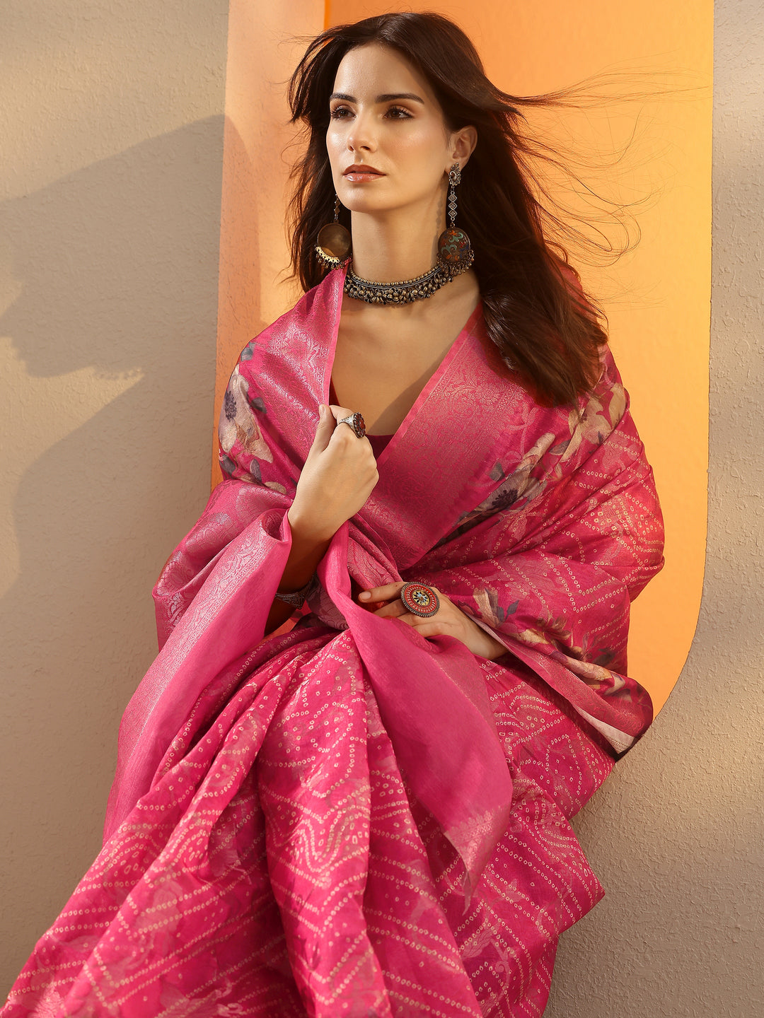 Pink Bandhani Printed Silk Blend Saree With Unstitched Blouse Piece